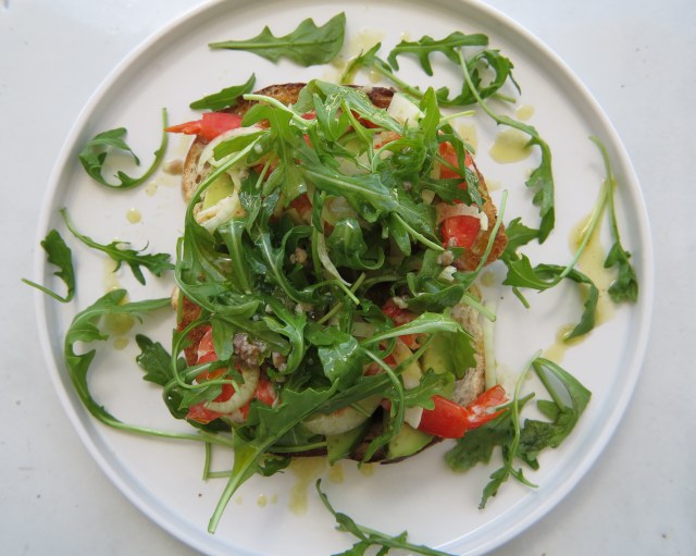 Step 7 - Plate toasts, avocado, prawns, fennel and rocket, and dress